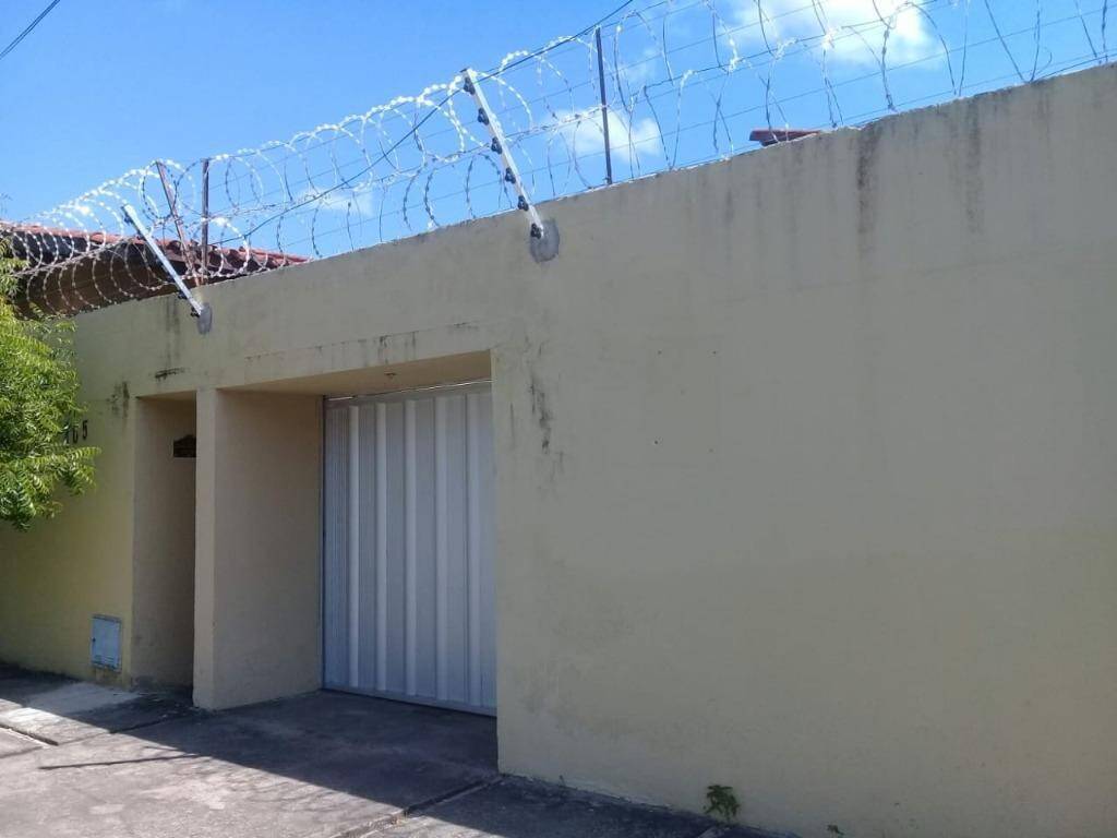 #25 - Casa para Venda em Fortaleza - CE